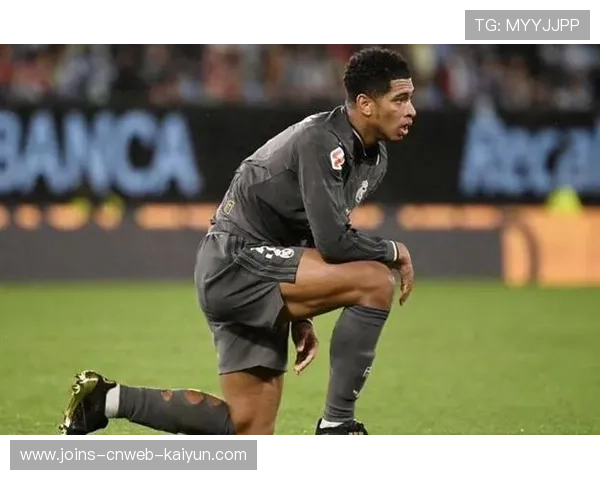 皇马贝林厄姆回做后快速插上起脚,点燃球迷激情 皇马贝林厄姆回做后快速插上起脚,点燃球迷激情